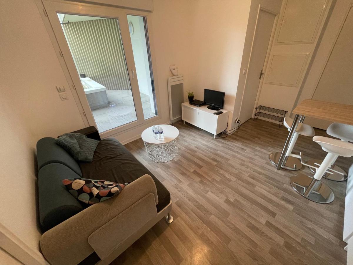 Gredi, Appt Avec Parking Et Terrasse A Caen Daire Dış mekan fotoğraf